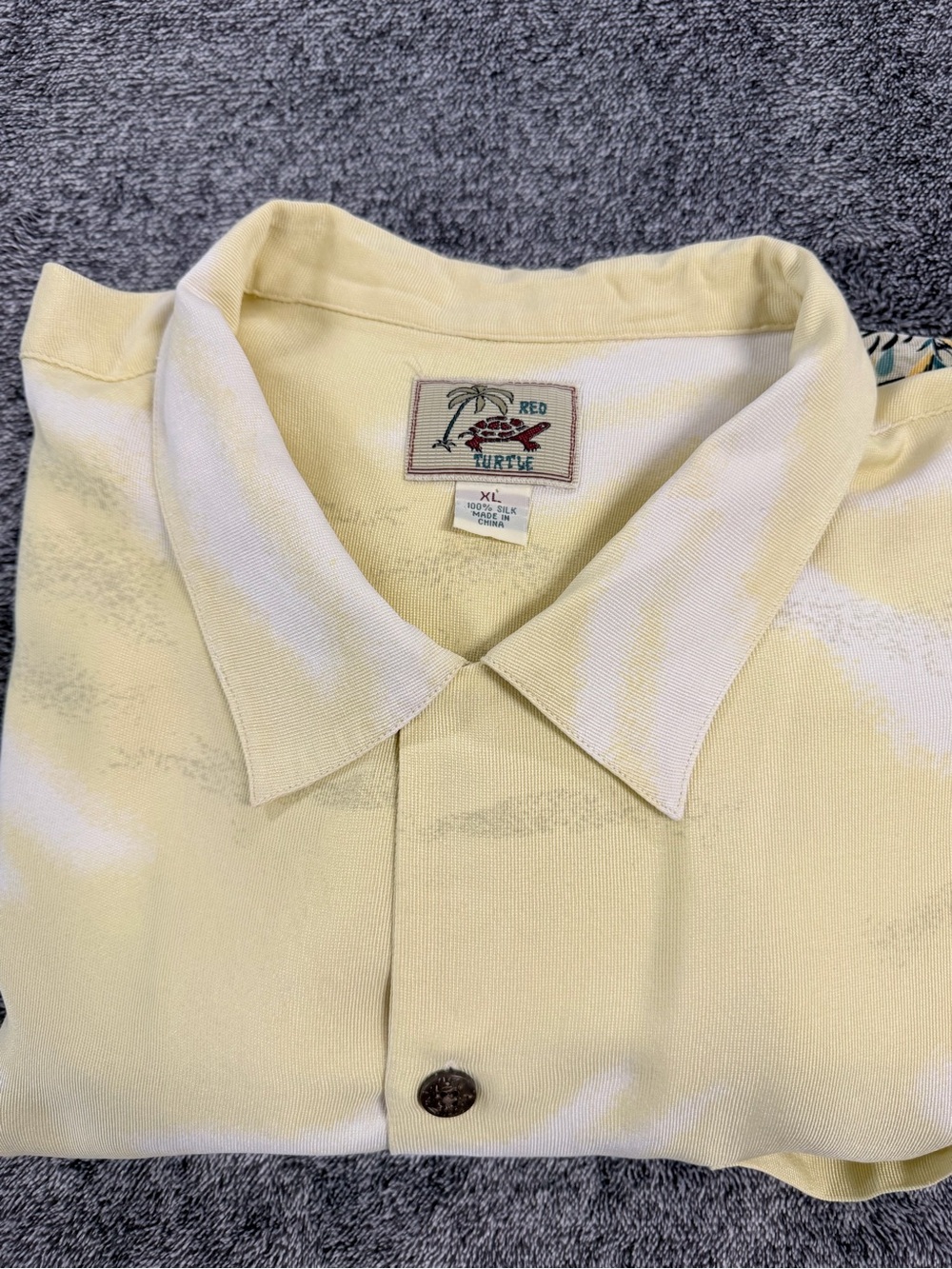Red Turtle Men's Short-Sleeve Pale Yellow Shirt SKU1018
